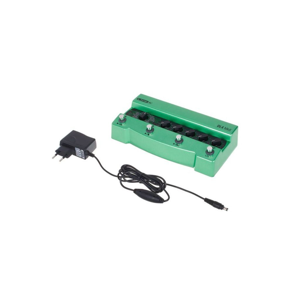 Line 6 DL4 MKII Delay Modeler Pedal With accessories