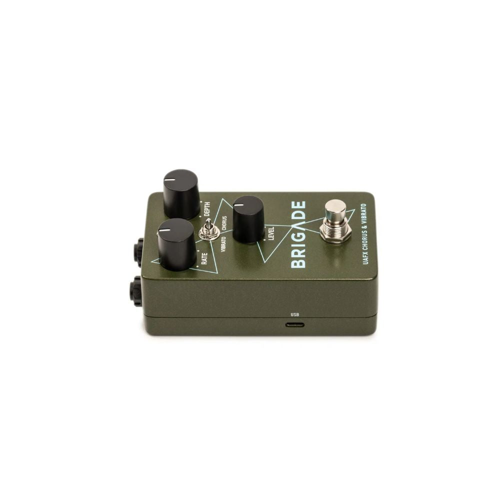 Universal Audio Brigade Chorus and Vibrato Effect Pedal Side
